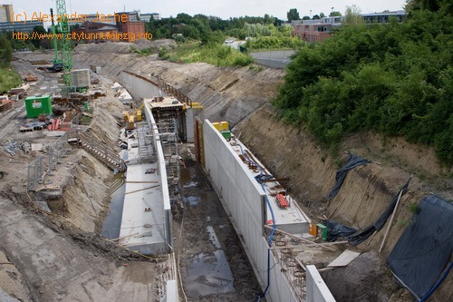 Das &Uuml;berwerfungsbauwerk S&uuml;d w&auml;chst weiter
