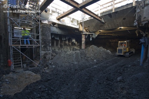 Fugngertunnel Eingang Willy-Brandt-Platz