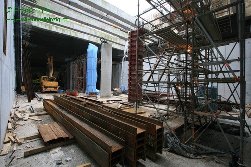 Vorplatz Bahnhof West - Blickrichtung Sd