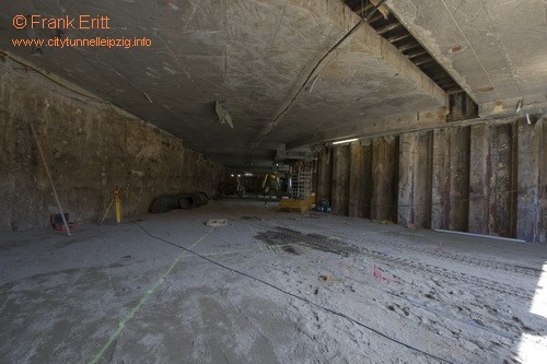 Fugngertunnel Eingang Willy-Brandt-Platz (Aufzug)