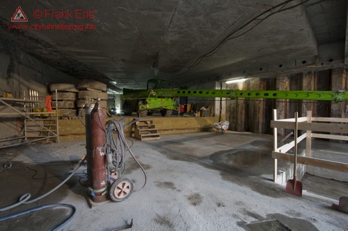 Fugngertunnel Eingang Willy-Brandt-Platz (Aufzug)