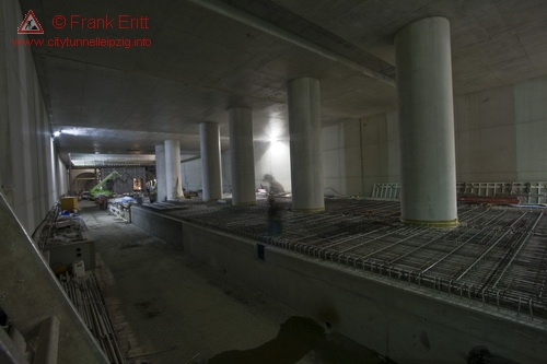 Vorplatz Bahnhof West - Blickrichtung Sd