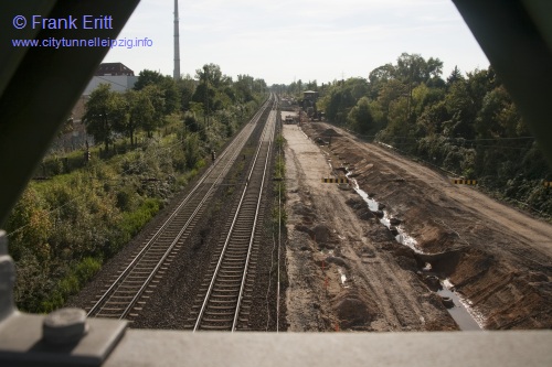 Strecke Leutzsch-Markranstdt - Blick von der Fugngerbrcke Ludwig-Hupfeld-Strae nach Sden