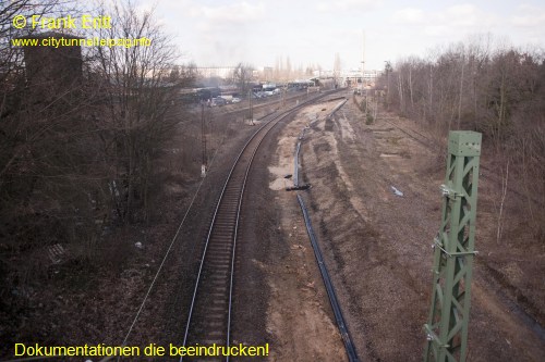 Fugngerbrcke Kurt-Kresse-Strae (Waldbahn)- Blickrichtung Nord