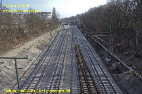 Brcke Strae des 18. Oktober - Blickrichtung Norden