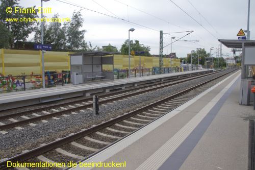 Bahnsteig Ost - Blickrichtung Norden