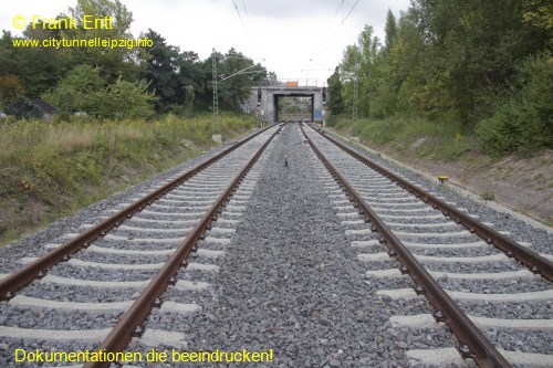 Bauende Gleis Richtung Connewitz - Blickrichtung Sd