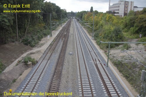 Brcke Strae des 18. Oktober - Blickrichtung Sden