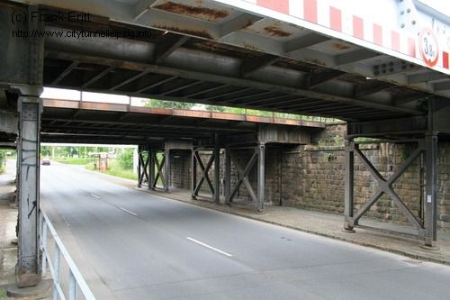 Br&uuml;ckenbauwerke 2 S-Bahn, 2 G&uuml;terring, 1 Waldbahn