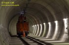 Montage Oberleitungspunkte im Tunnel