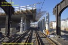 Einbau Bahnsteigfubden in den Stationen